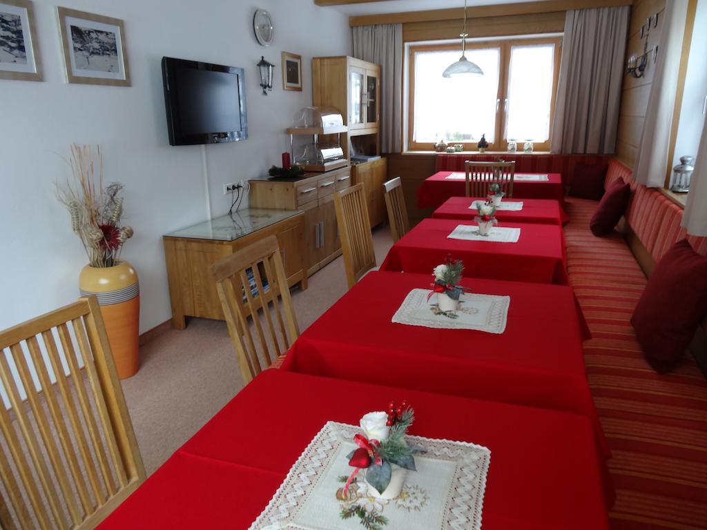 Bed and Breakfast Haus Karl's Ruh Ehrwald Exterior foto