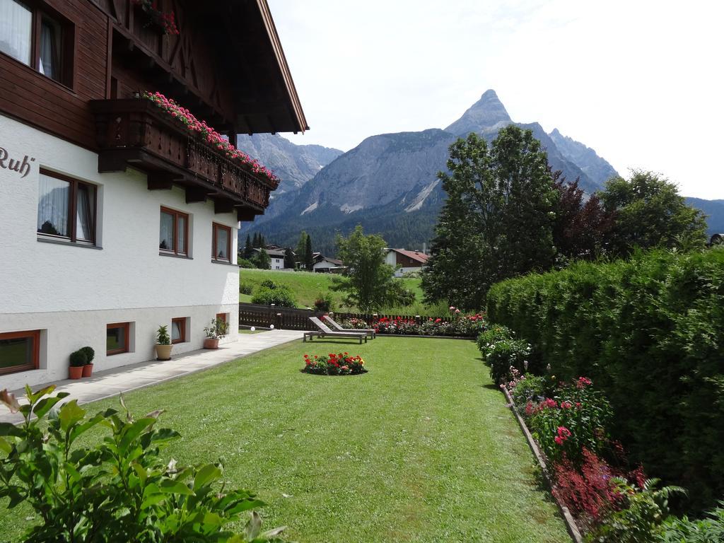 Bed and Breakfast Haus Karl's Ruh Ehrwald Exterior foto