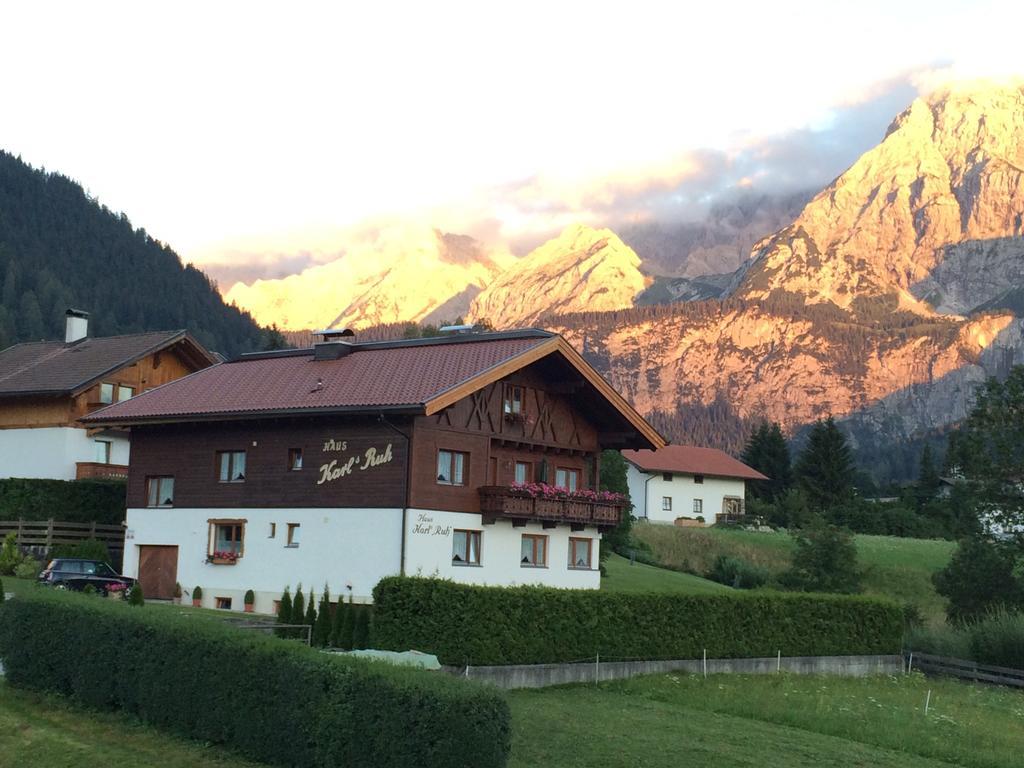 Bed and Breakfast Haus Karl's Ruh Ehrwald Exterior foto