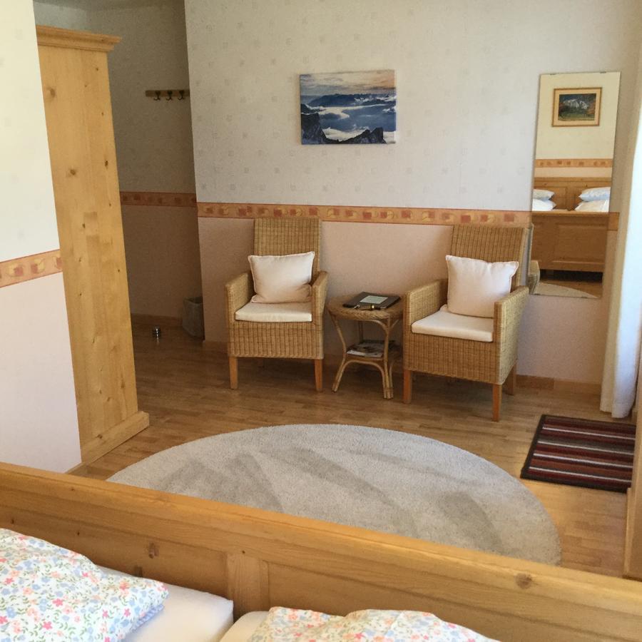 Bed and Breakfast Haus Karl's Ruh Ehrwald Exterior foto